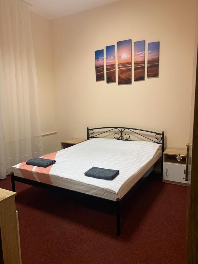 Hostel U-Compass Kijów Zewnętrze zdjęcie