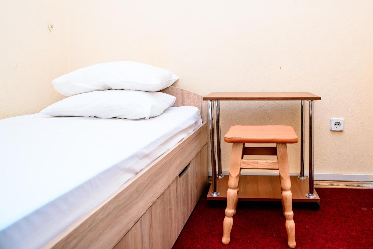 Hostel U-Compass Kijów Zewnętrze zdjęcie